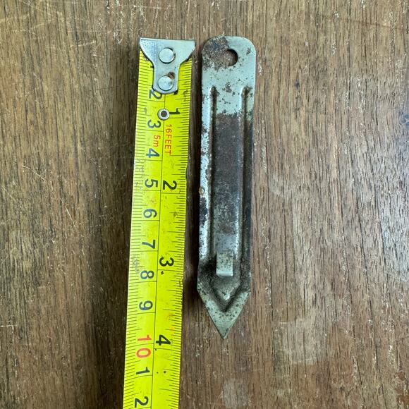 Vintage Griesedieck Bros Beer St. Louis Missouri Metal Bottle opener rusty - Picture 4 of 5